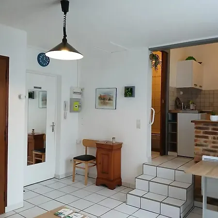 Appartement Studio Cosy A Sedan Avec Jardin Cloture De 22 M² *
