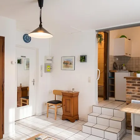 Cosy à Avec Jardin Clôturé De 22 M² Sedán