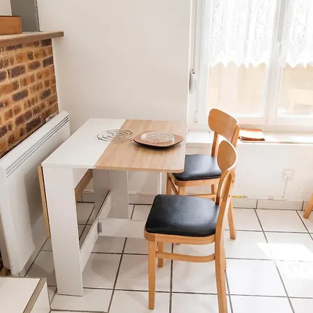 Cosy à Avec Jardin Clôturé De 22 M² Sedán