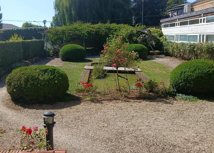 Lägenhet Studio Cosy A Sedan Avec Jardin Cloture De 22 M²