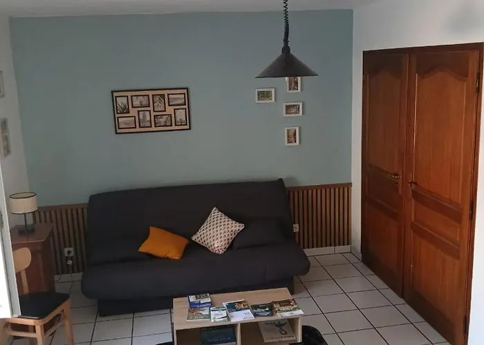 Studio Cosy A Sedan Avec Jardin Cloture De 22 M² Lägenhet Sedan