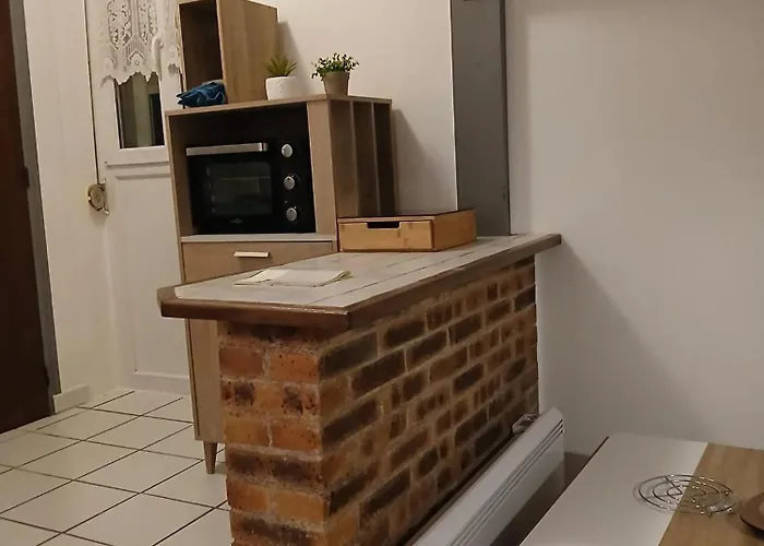 Studio Cosy A Sedan Avec Jardin Cloture De 22 M² * Sedan